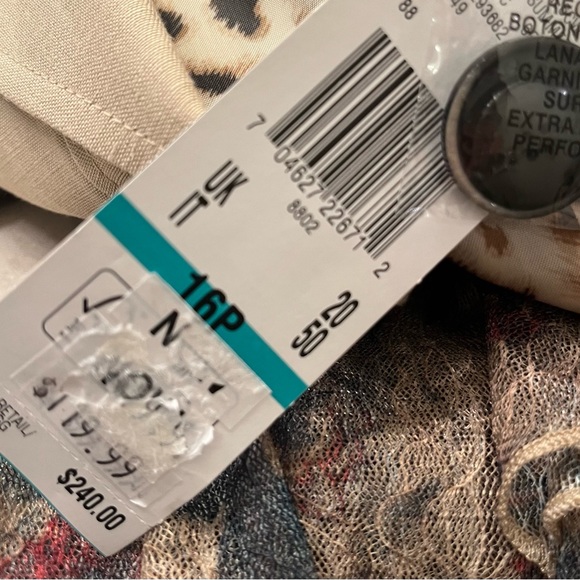 KASPER brand dress jacket. Size 16p. NWT. - Picture 5 of 5